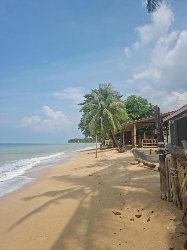 Scandinavian Beach Resort Koh Lanta Exterior photo