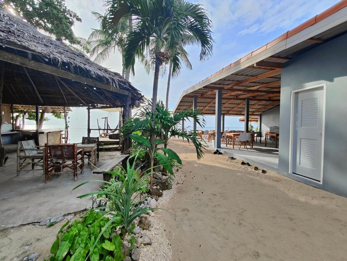 Scandinavian Beach Resort Koh Lanta Exterior photo